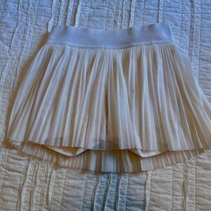 Lululemon White Pleated Skirt – Size Small